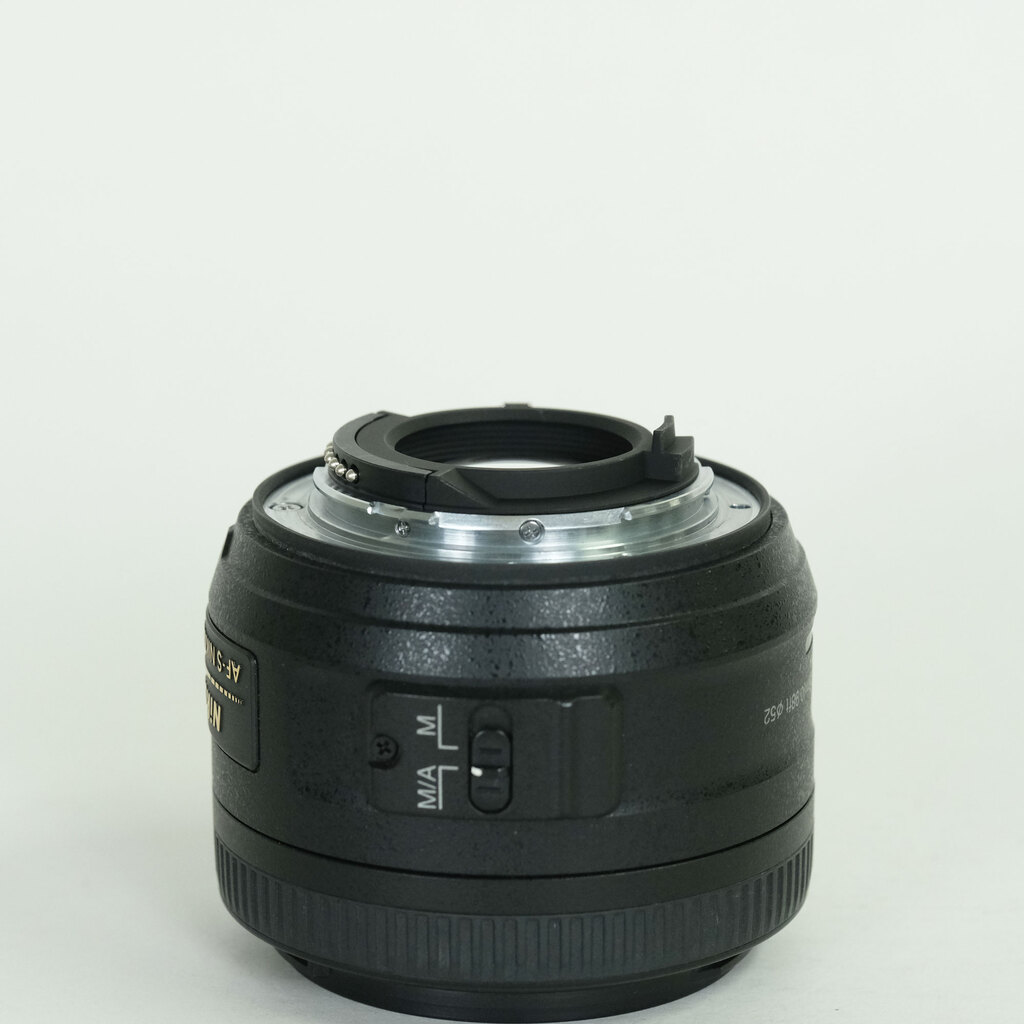 Nikon AF-S DX NIKKOR 35mm f/1.8G