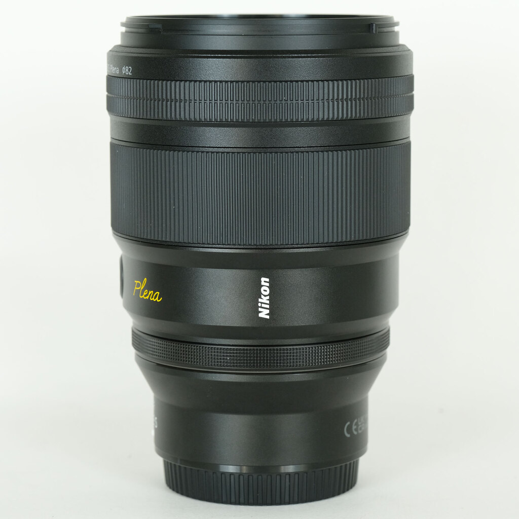 Nikon NIKKOR Z 135mm f/1.8 S Plena