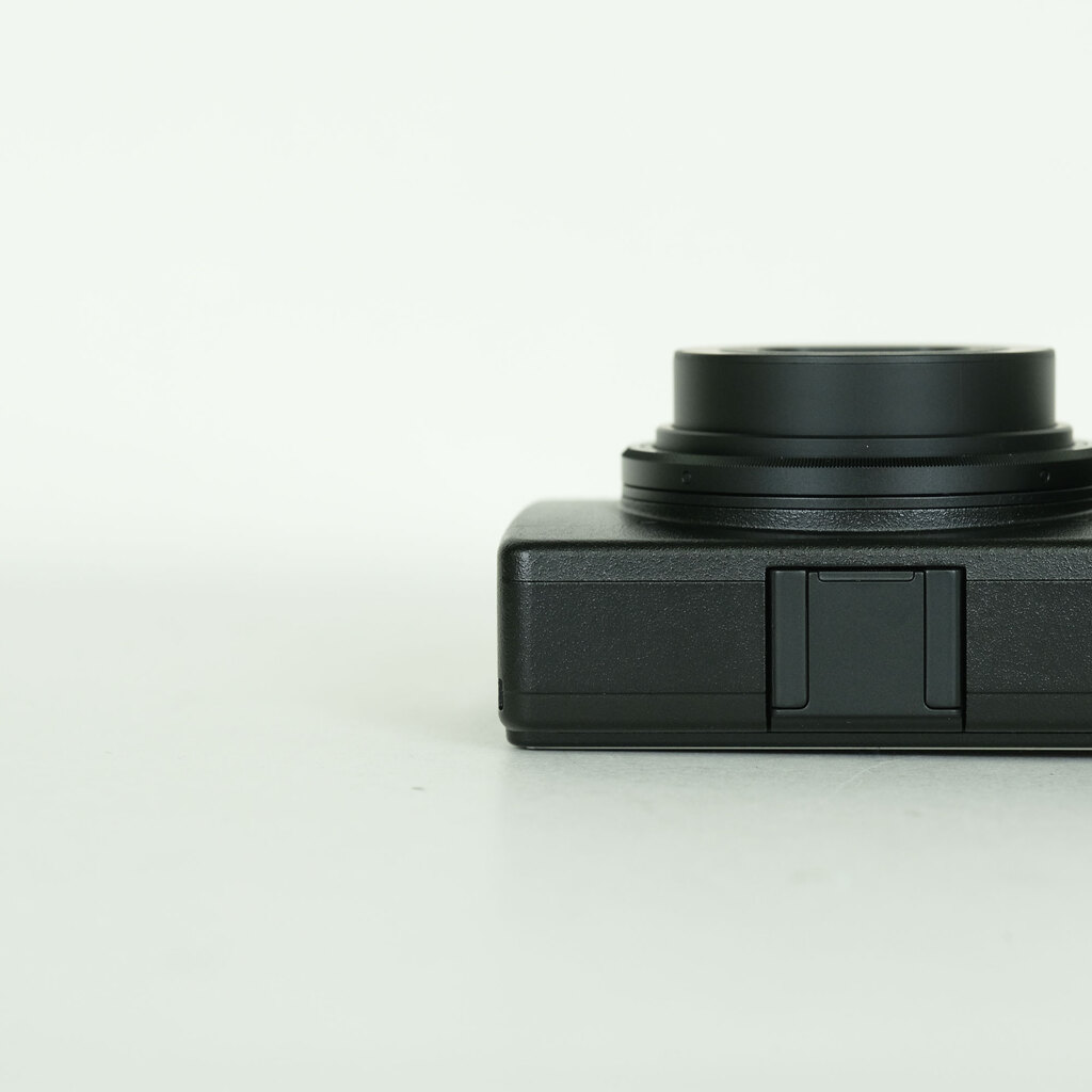 RICOH GR IV RICOH GR IV