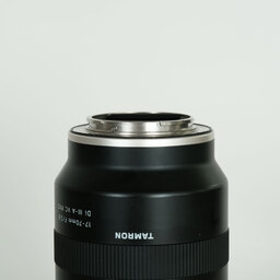 TAMRON 17-70mm F/2.8 Di III-A VC RXD (Model B070) [ソニーE用]