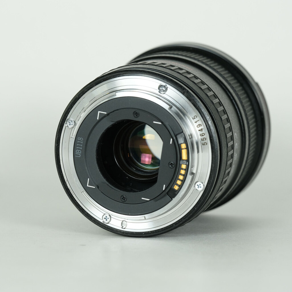Canon EF17-40mm F4L USMの出品 | ONE SCENE（ワンシーン）