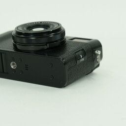 FUJIFILM X100F ブラック FUJIFILM X100F ブラック