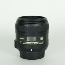 Nikon AF-S DX Micro NIKKOR 40mm f/2.8G