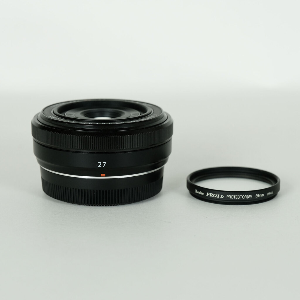 FUJIFILM XF27mmF2.8
