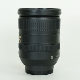 Nikon AF-S DX VR Zoom-Nikkor 18-200mm F3.5-5.6G IF-ED