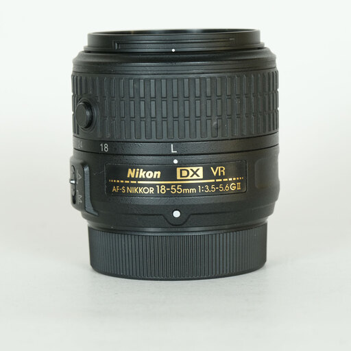 Nikon AF-S DX NIKKOR 18-55mm f3.5-5.6G VR II