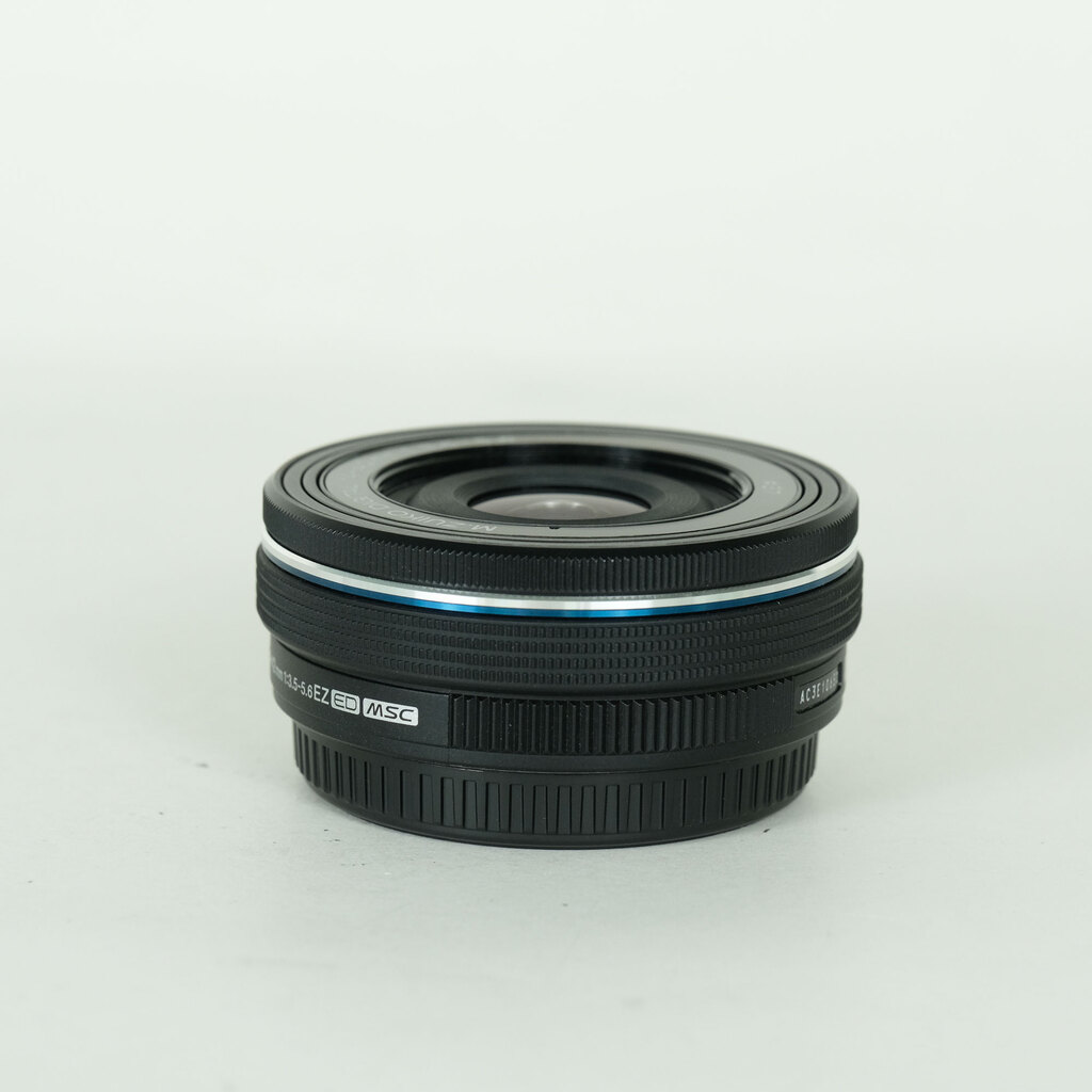 OLYMPUS M.ZUIKO DIGITAL ED 14-42mm F3.5-5.6 EZ �u���b�N