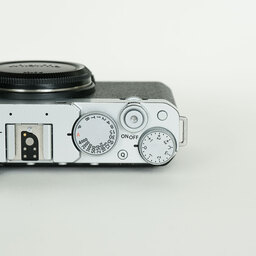 FUJIFILM X-E4 FUJIFILM X-E4