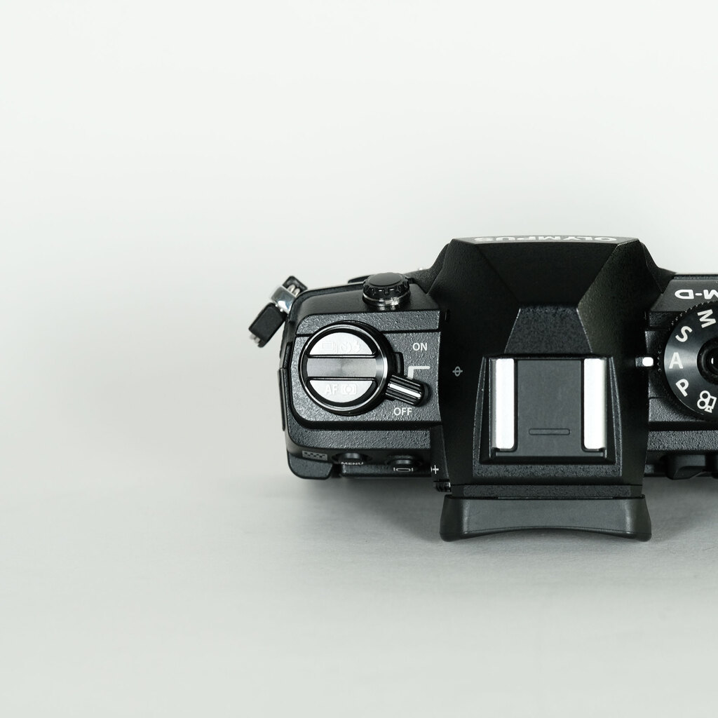 OLYMPUS OM-D E-M1 Mark III