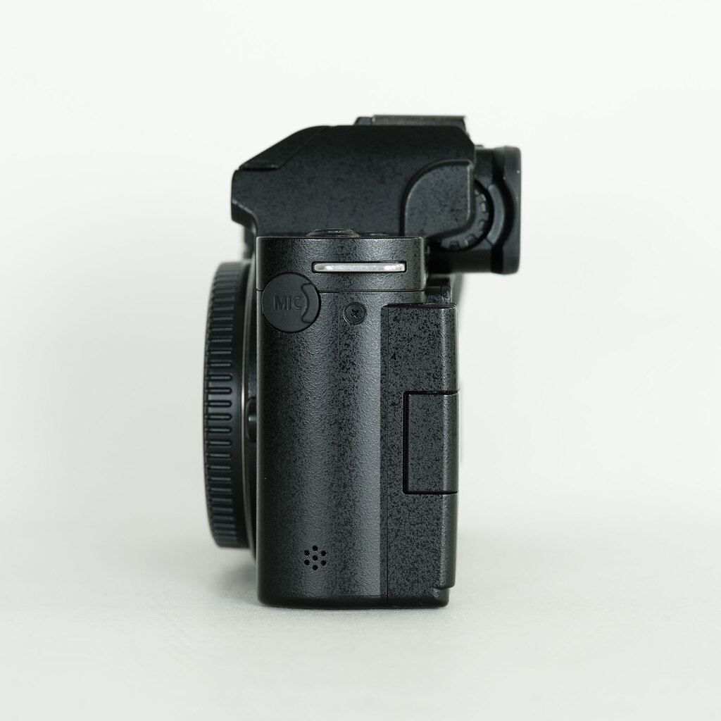 Panasonic LUMIX DC-G100V 標準ズームレンズ ＋ トライポッドグリップキット