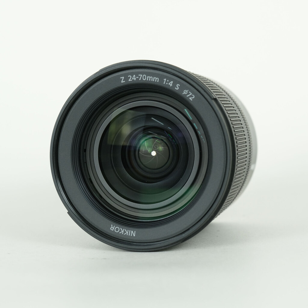 Nikon NIKKOR Z 24-70mm f/4 Sの出品 | ONE SCENE（ワンシーン）