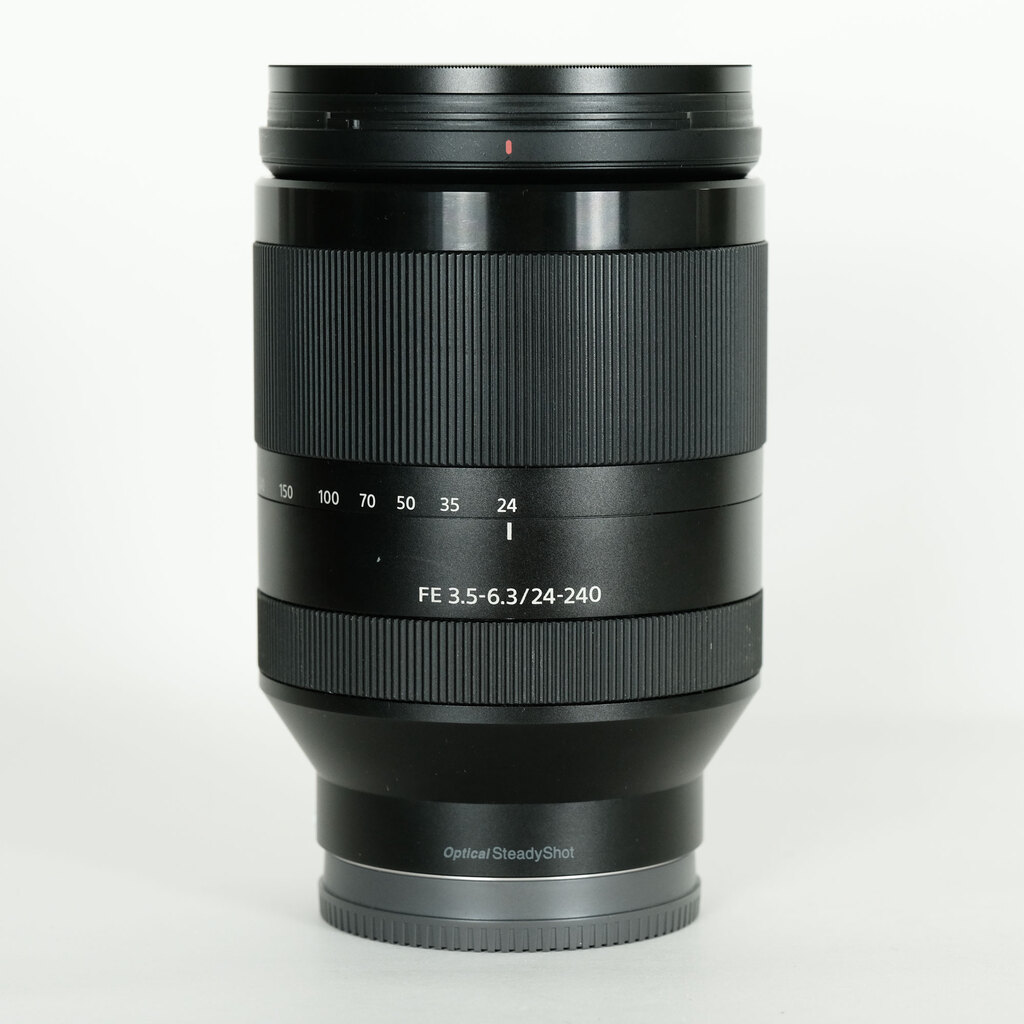 SONY FE 24-240mm F3.5-6.3 OSS SEL24240