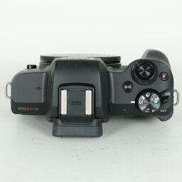 Canon EOS Kiss M