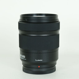 Panasonic LUMIX S 28-200mm F4-7.1 MACRO O.I.S.