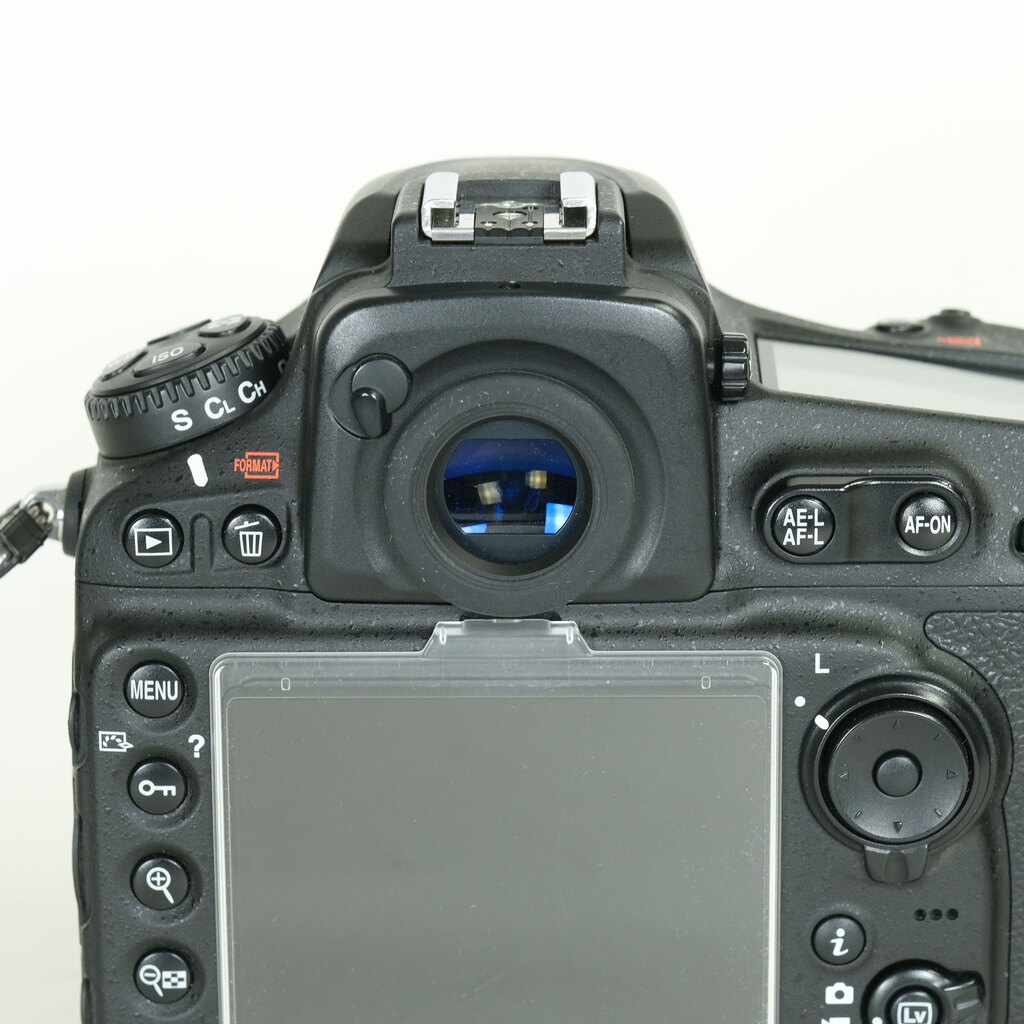 Nikon D810