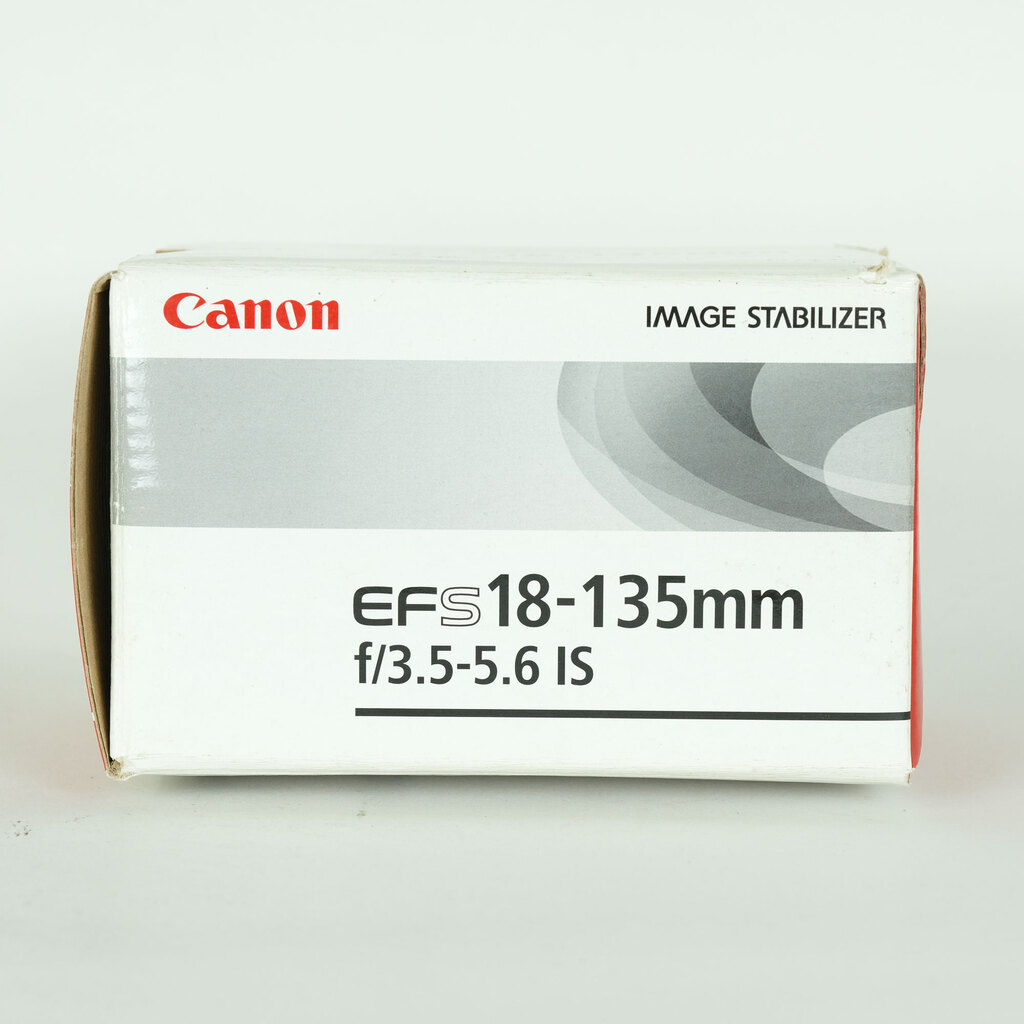 Canon EF-S18-135mm F3.5-5.6 IS