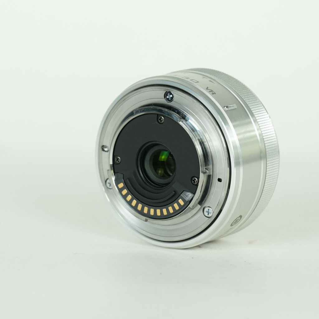 Nikon 1 NIKKOR VR 10-30mm F3.5-5.6 PD-ZOOM シルバーの出品 | ONE