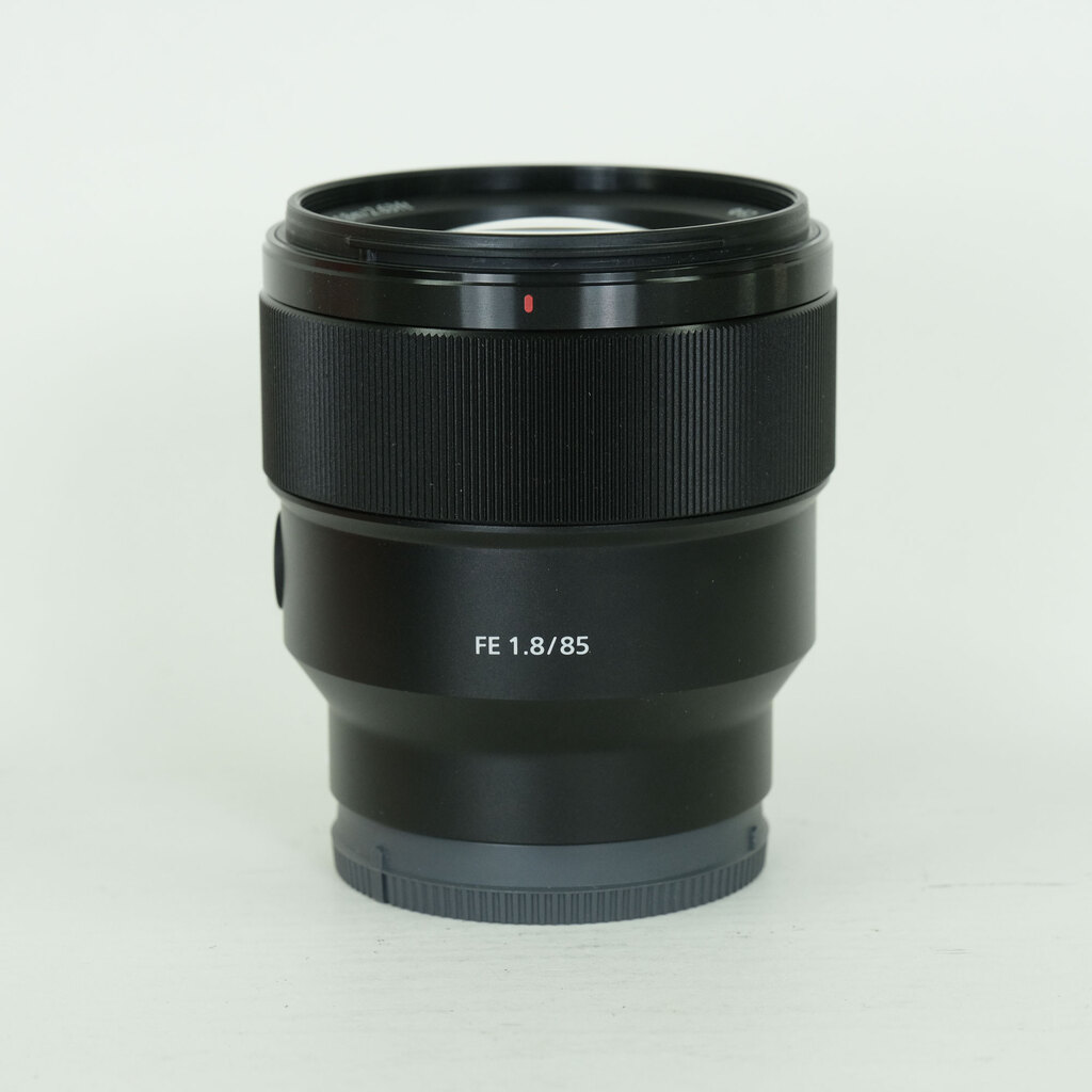 SONY FE 85mm F1.8 SEL85F18