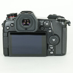 Panasonic LUMIX DC-G9 PRO