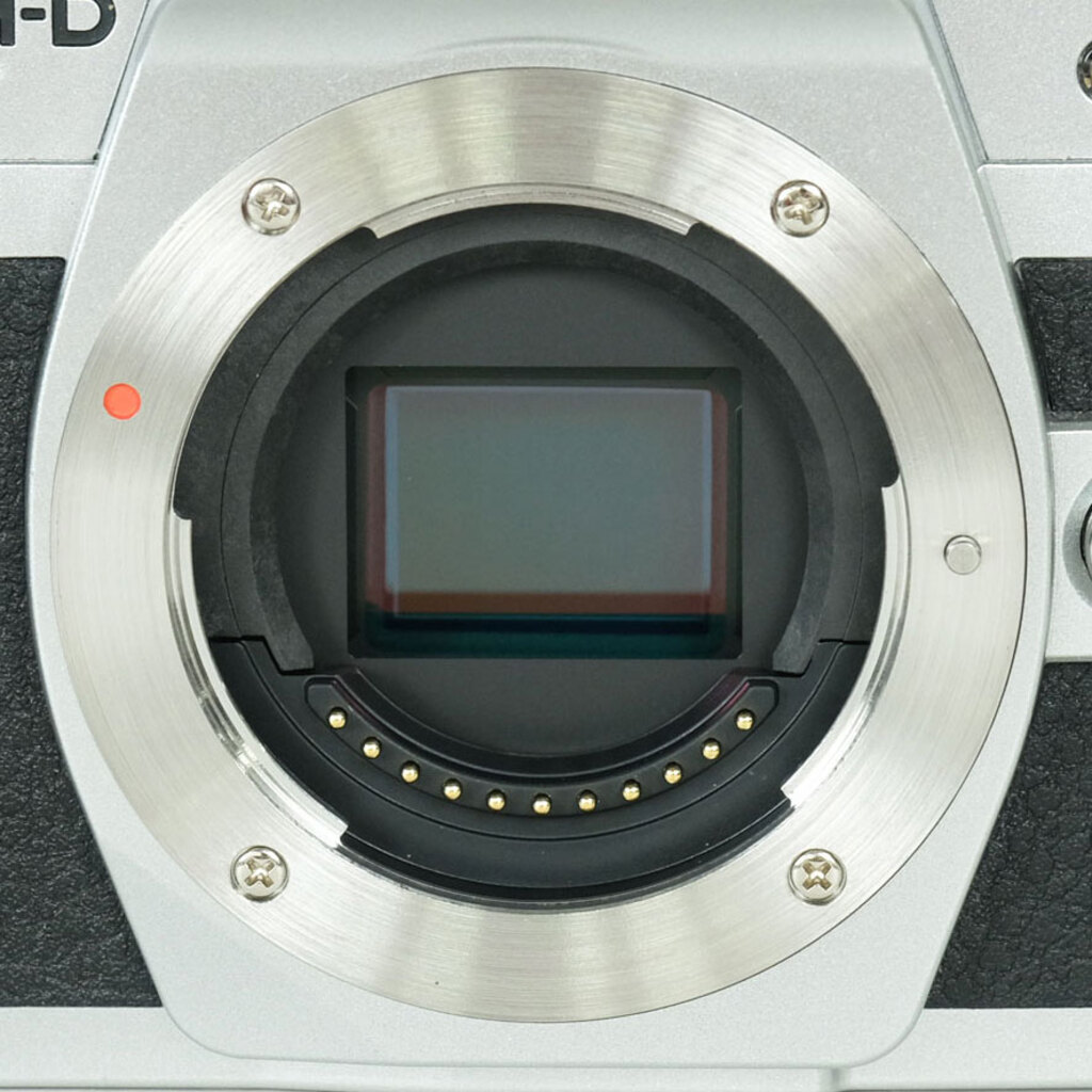 OLYMPUS OM-D E-M10 Mark IV