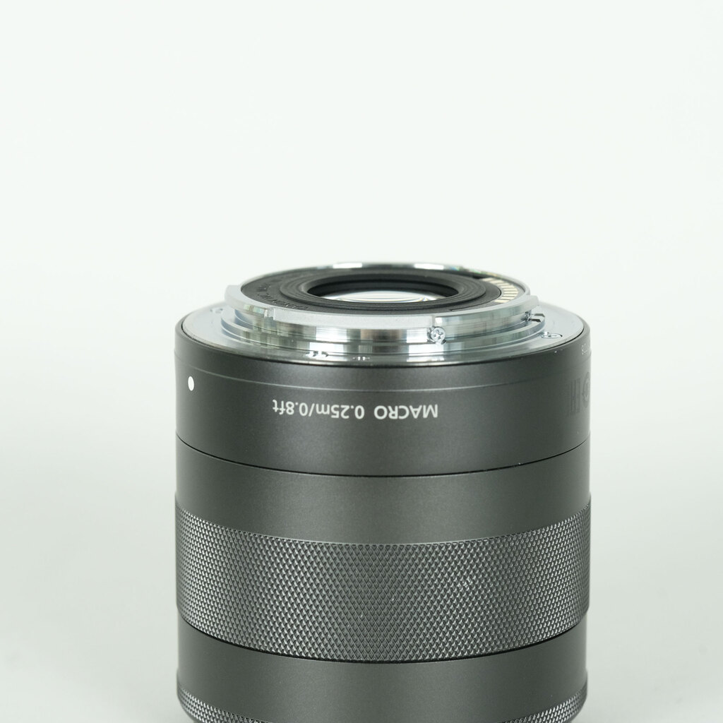Canon EF-M18-55mm F3.5-5.6 IS STM