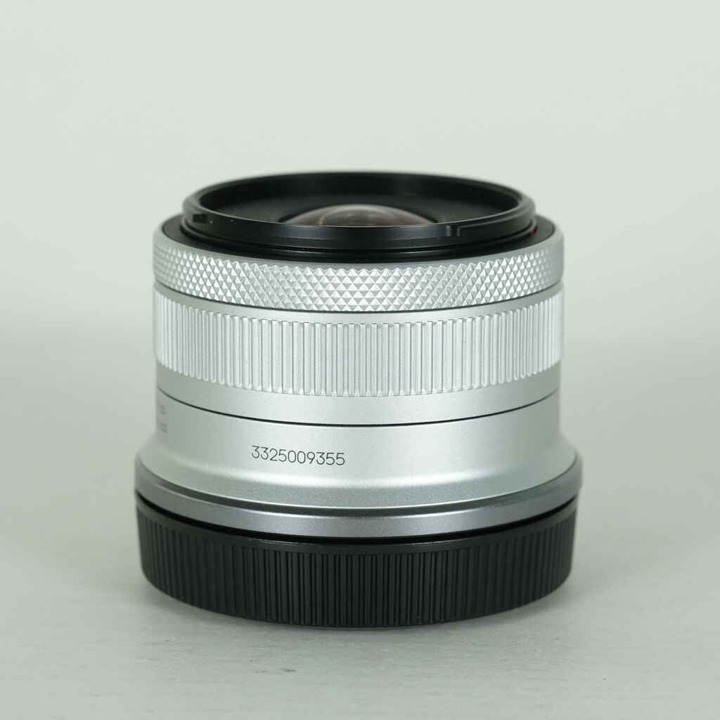 Canon RF-S 18-45mm F4.5-6.3 IS STM Canon RF-S 18-45mm F4.5-6.3 IS STM
