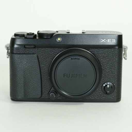 FUJIFILM X-E3