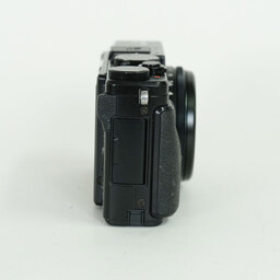 FUJIFILM X70 ブラック