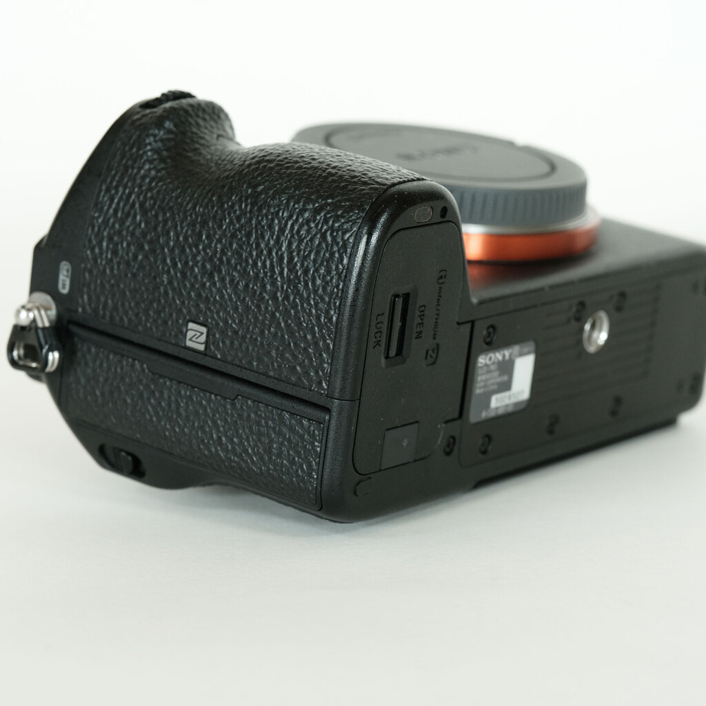 SONY α7 III（ILCE-7M3）