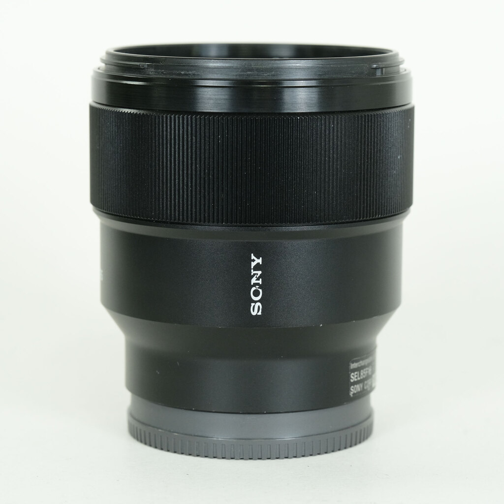 SONY FE 85mm F1.8 SEL85F18