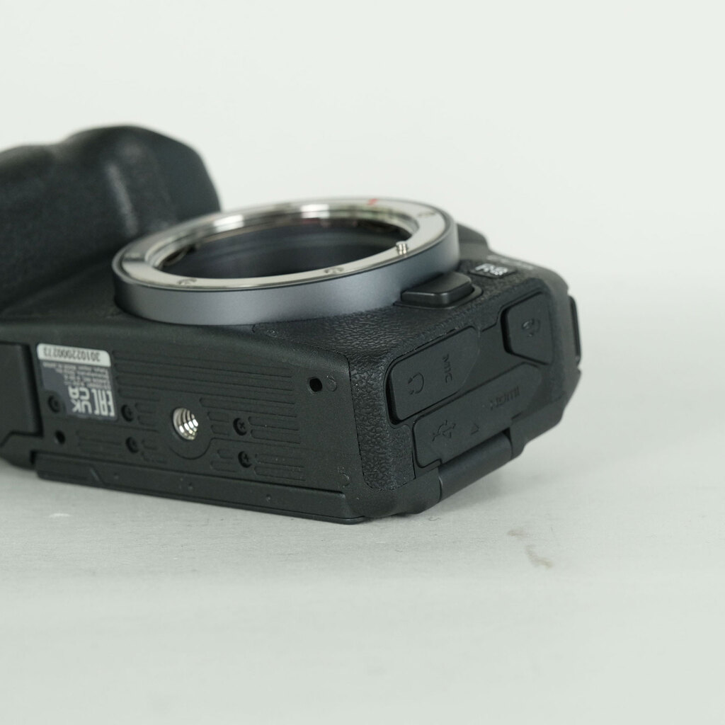 Canon EOS R8の出品 | ONE SCENE（ワンシーン）