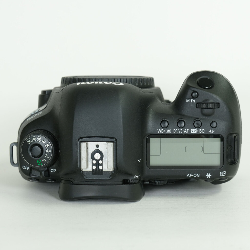 Canon EOS 5D Mark IV Canon EOS 5D Mark IV