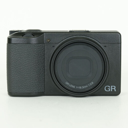 RICOH GR III
