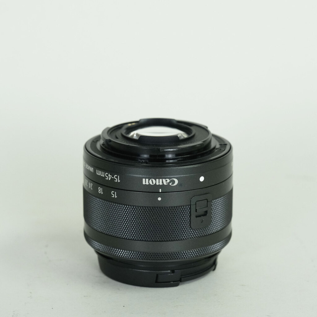 Canon EF-M15-45mm F3.5-6.3 IS STM
