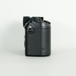 Panasonic LUMIX DMC-GX8 ボディ ブラック