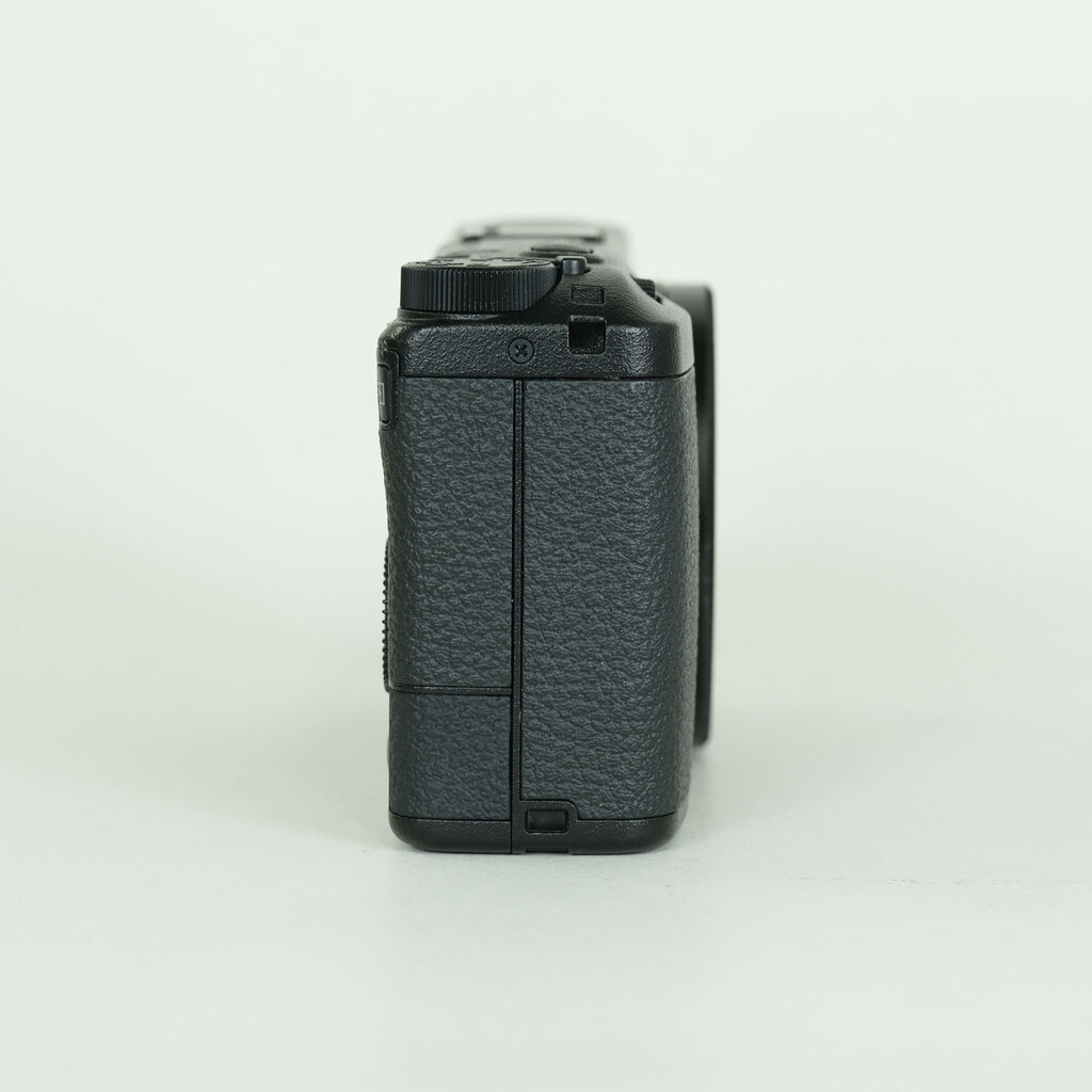 RICOH GR IIIx RICOH GR IIIx