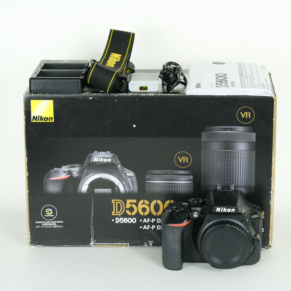 Nikon D5600 Nikon D5600