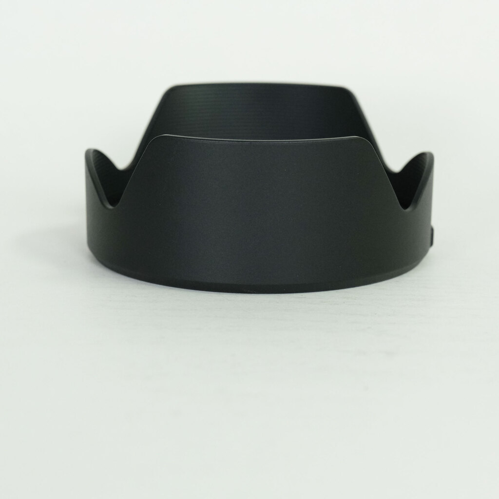 Canon RF24-105mm F4 L IS USM Canon RF24-105mm F4 L IS USM