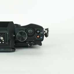 OLYMPUS OM-D E-M5 ボディ ブラック