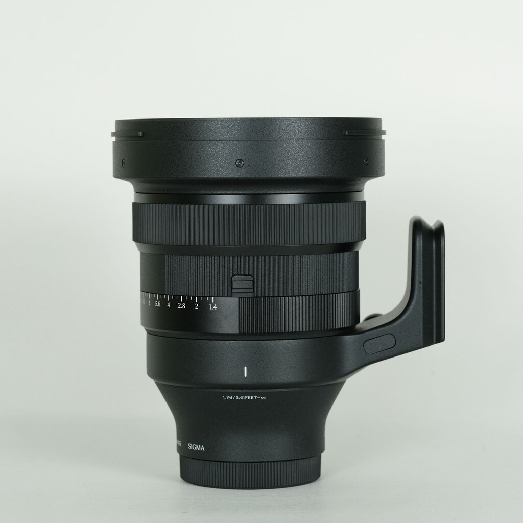 SIGMA 135mm F1.4 DG�bArt [�\�j�[E�p]