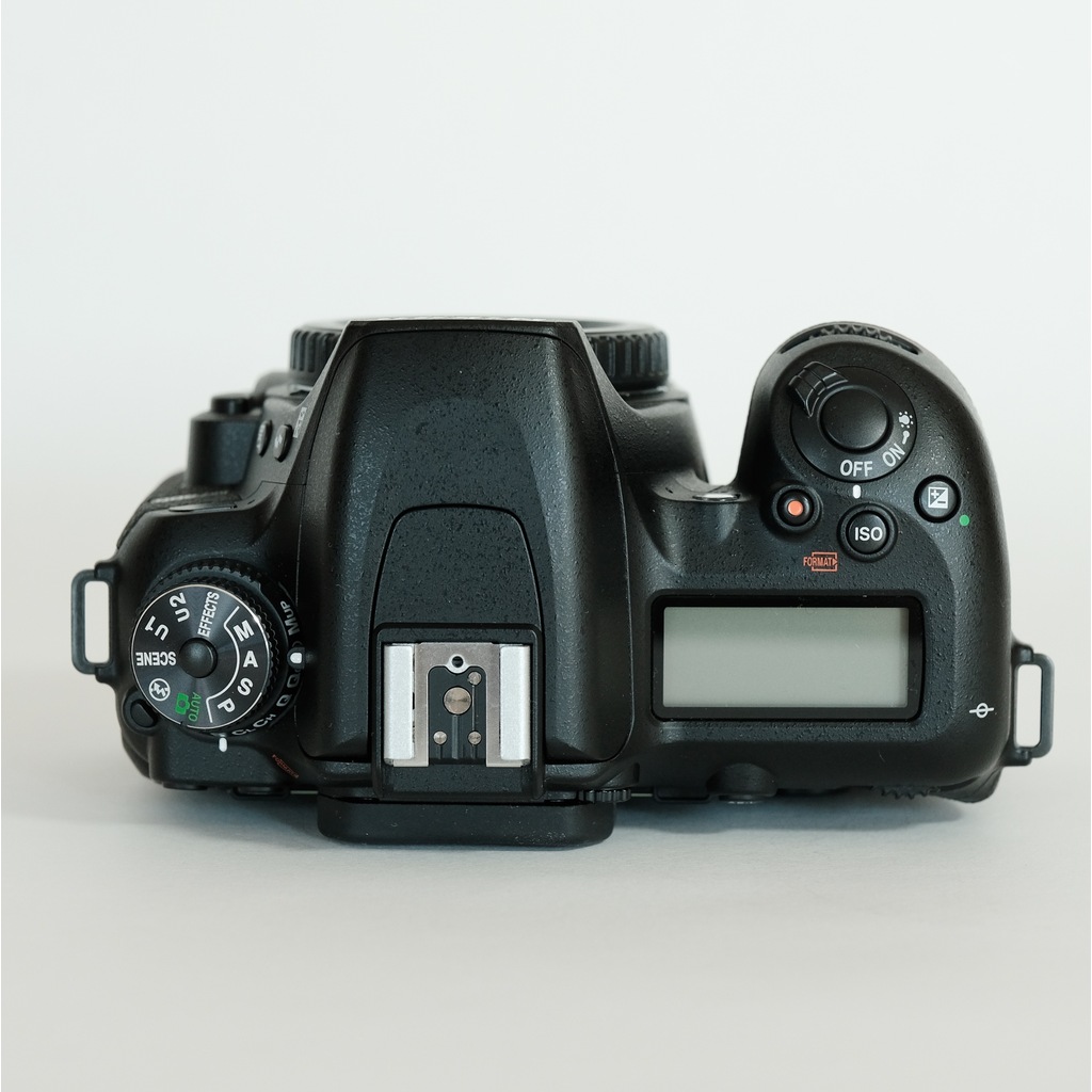 Nikon D7500の出品 | ONE SCENE（ワンシーン）