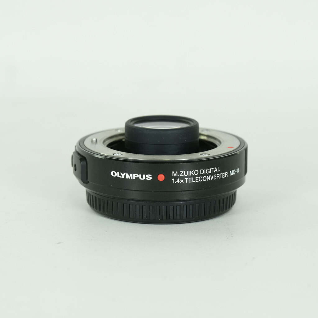 OLYMPUS M.ZUIKO DIGITAL ED 40-150mm F2.8 PROテレコンバーターキット