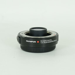 OLYMPUS M.ZUIKO DIGITAL ED 40-150mm F2.8 PROテレコンバーターキット