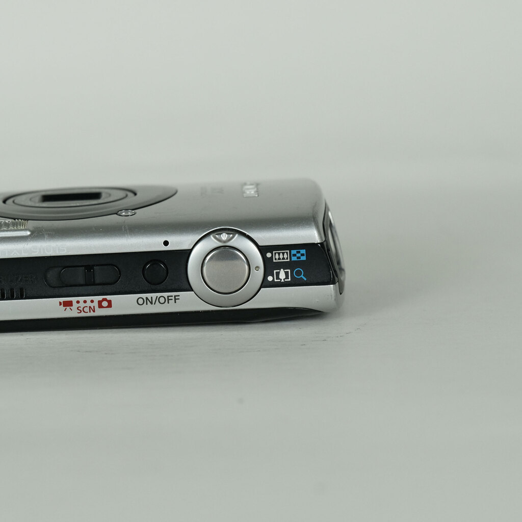 Canon IXY DIGITAL 910IS シルバーの出品 | ONE SCENE（ワンシーン）