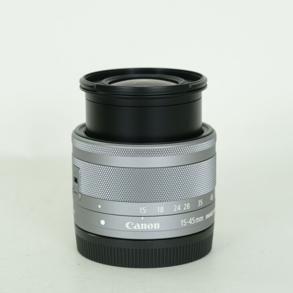 Canon EF-M15-45mm F3.5-6.3 IS STM