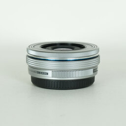 OLYMPUS M.ZUIKO DIGITAL ED 14-42mm F3.5-5.6 EZ シルバー