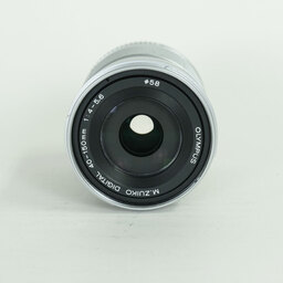 OLYMPUS M.ZUIKO DIGITAL ED 40-150mm F4.0-5.6 R