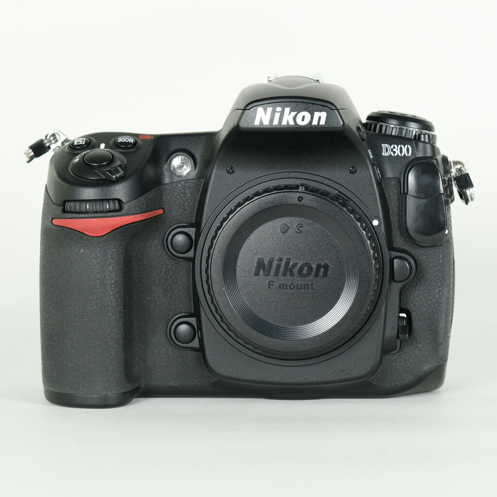 D300 ボディ 中古価格比較 - 価格.com