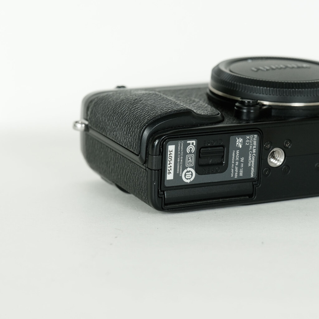 FUJIFILM X-E2