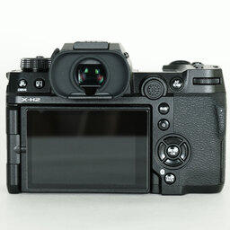 FUJIFILM X-H2
